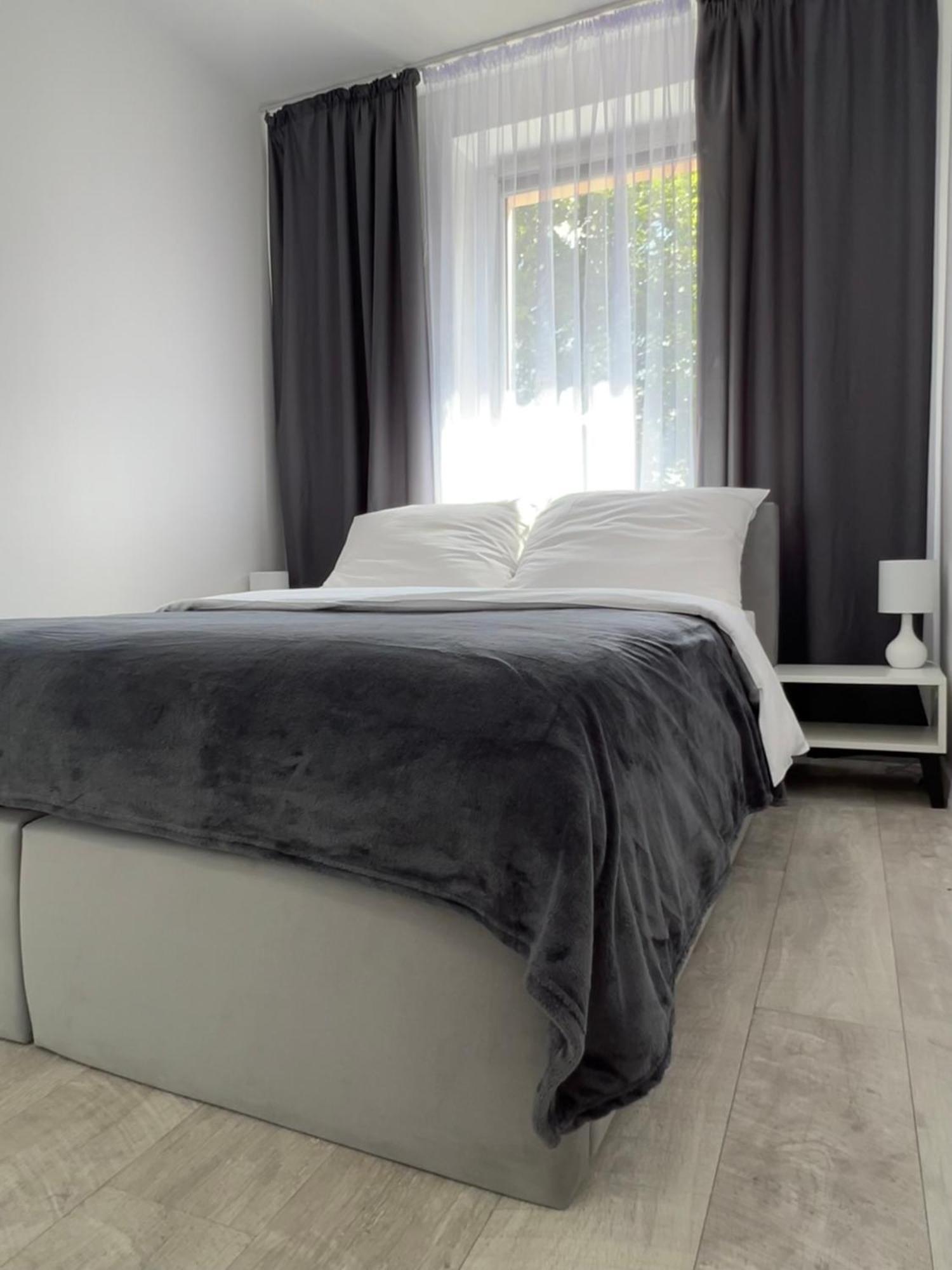 Apartament Eros Rynek Boleslawiec  Esterno foto
